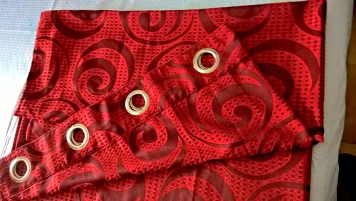 Tenda rossa con anelli di - anelli,